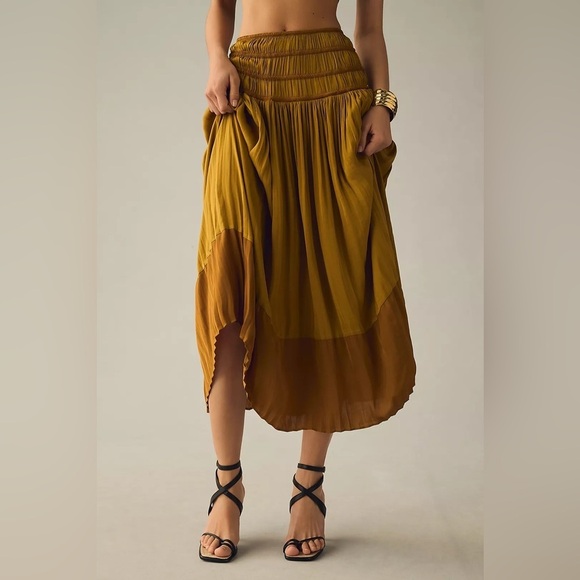 Anthropologie Tiered A-Line midi Skirt Large bronze gold New NWT pull on satin - Picture 2 of 12